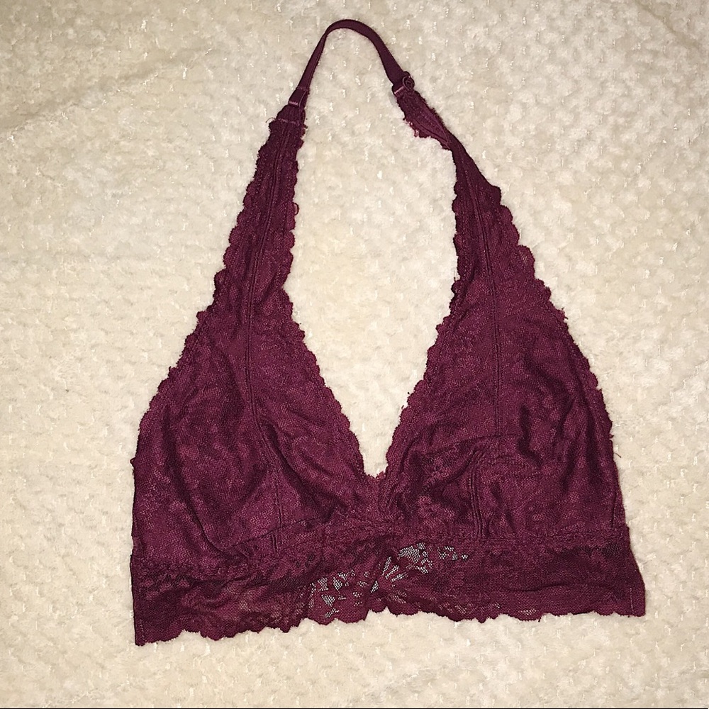 PINK Victoria’s Secret: lace bralette